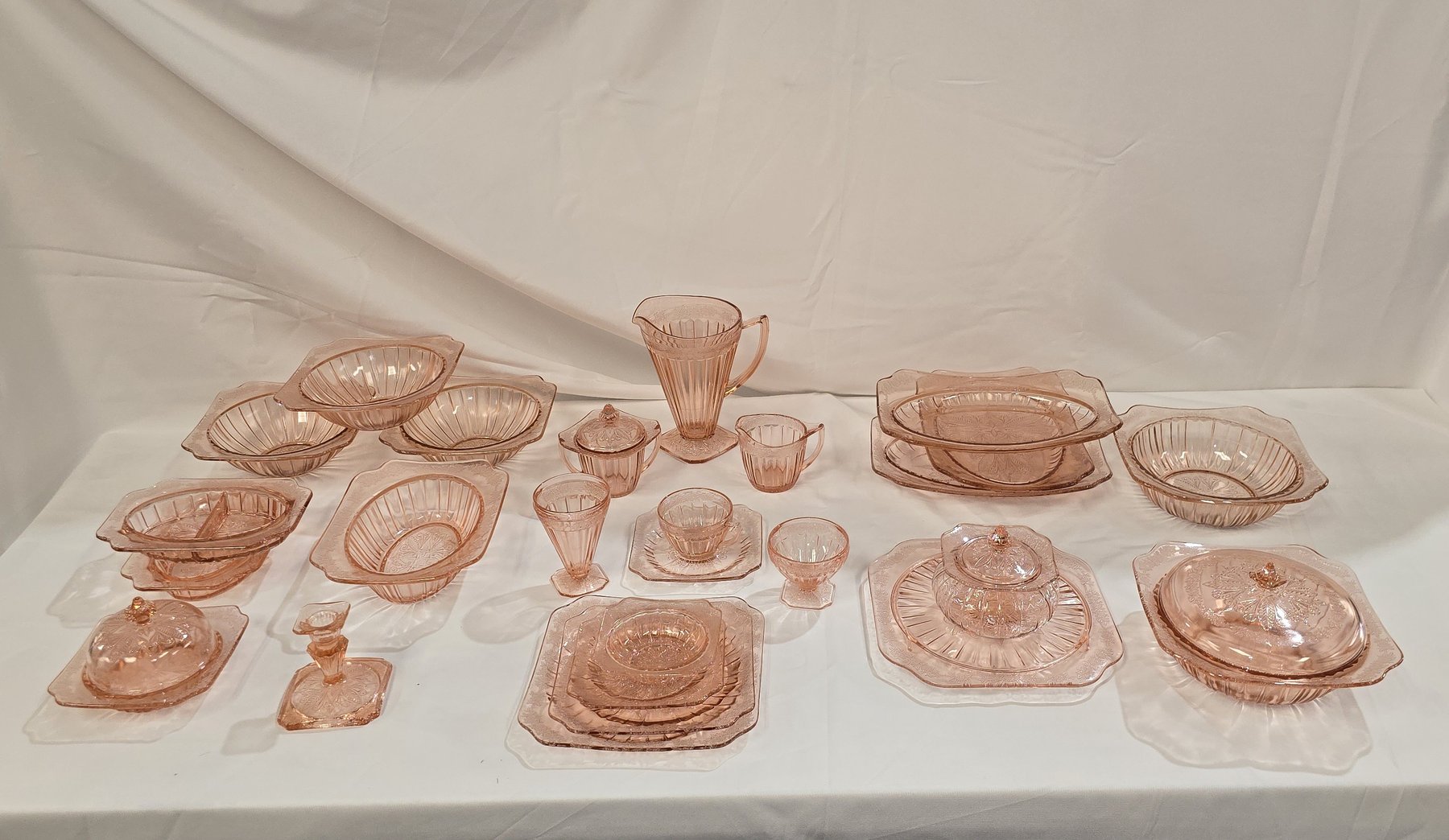 Image for Multi-Estate Vintage & Household Online Only Auction