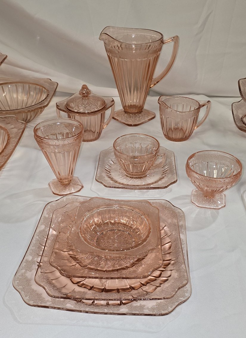 Image for Multi-Estate Vintage & Household Online Only Auction