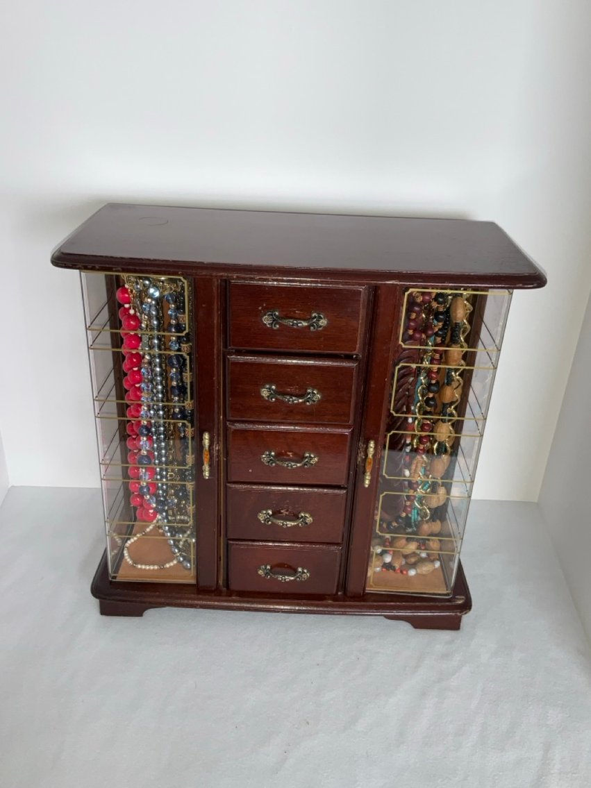 Image for Wait Estate Auction | Glade Springs Collection