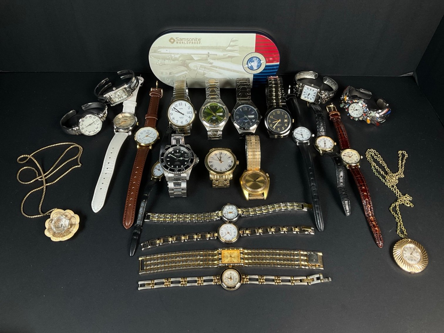 Image for The Henderson Collection: A Life of Service, A Legacy of Style