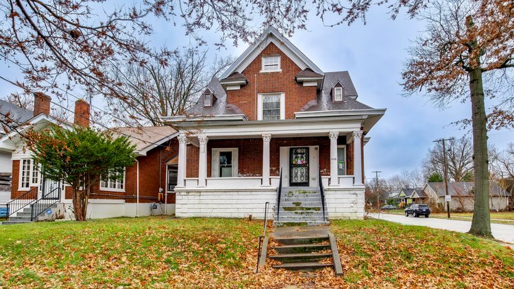 Image for Bank Owned Sixplex: Published Reserve