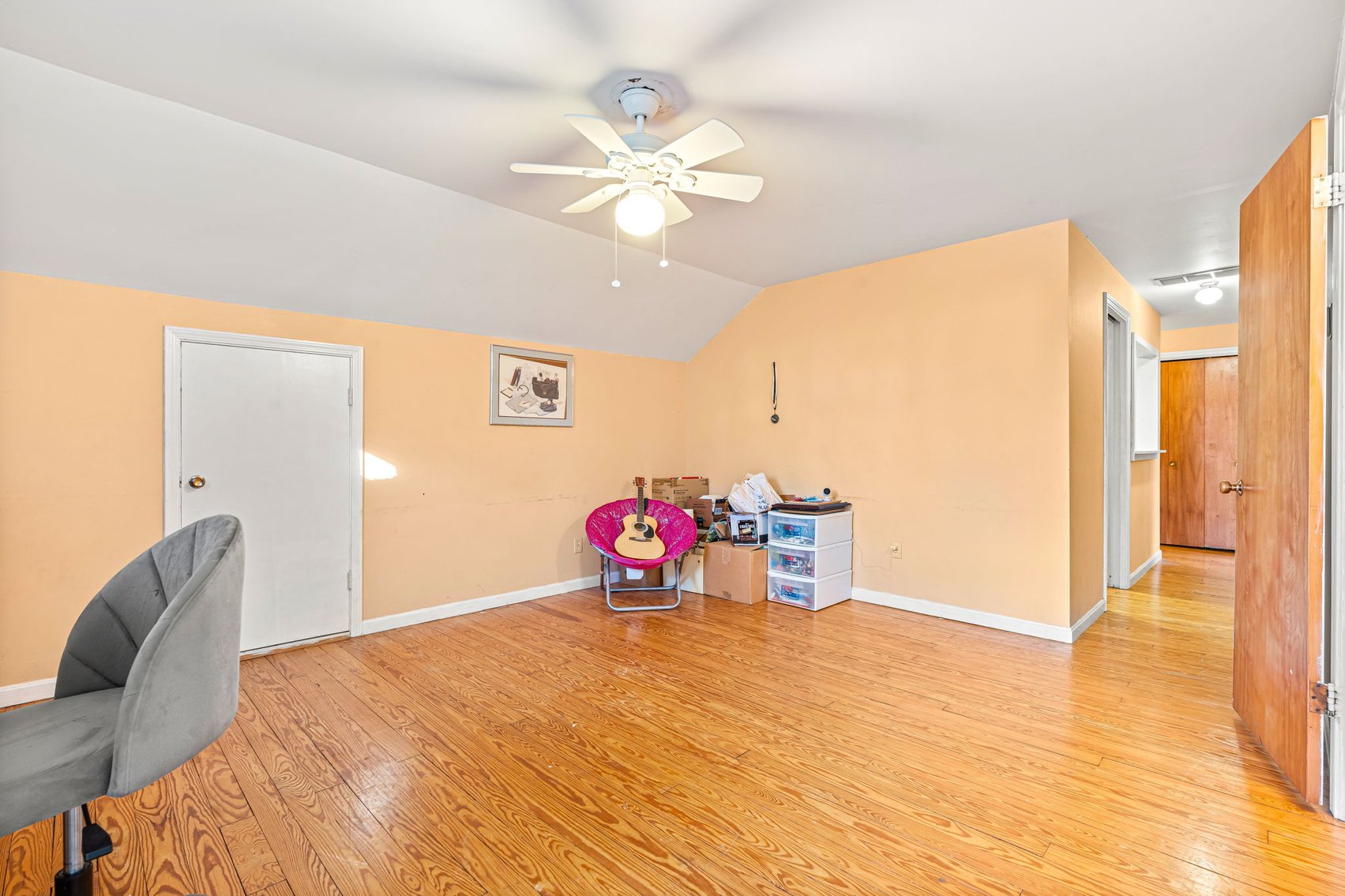 Image for 160 N Galt Ave-ONLINE AUCTION ONLY-BIDDING HAS STARTED