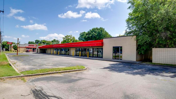 Image for 2503 Dixie Hwy-Estate Auction