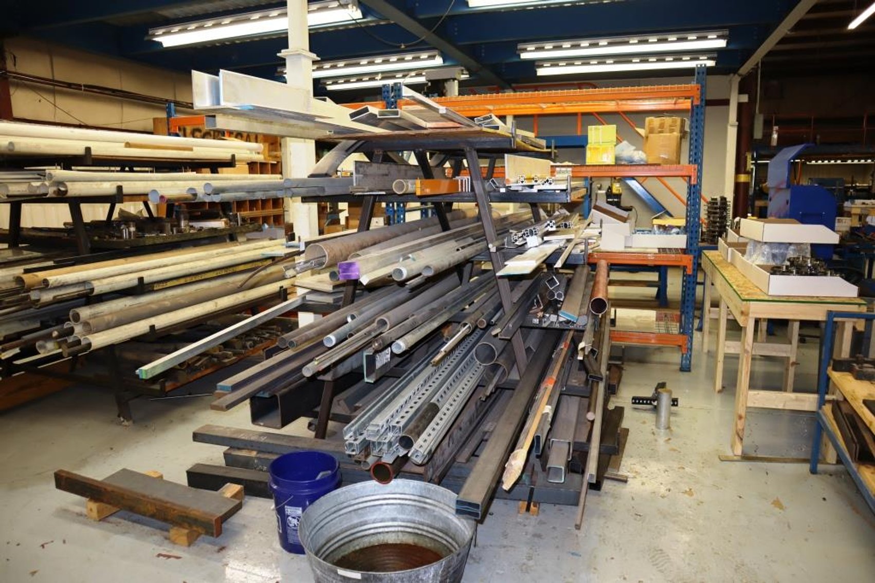 Image for Massive ONLINE Tool and Shop Auction - Robert's Tool Co.