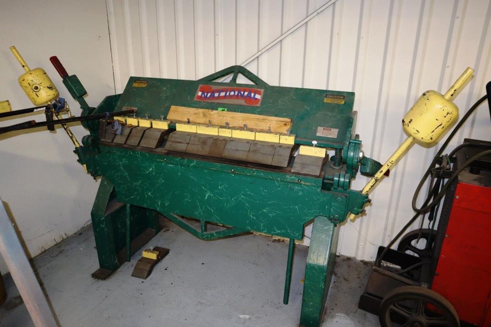 Image for Massive ONLINE Tool and Shop Auction - Robert's Tool Co.