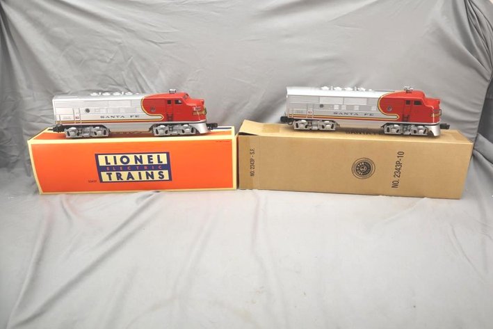 Image for January Train and RC Plane/Boat Auction