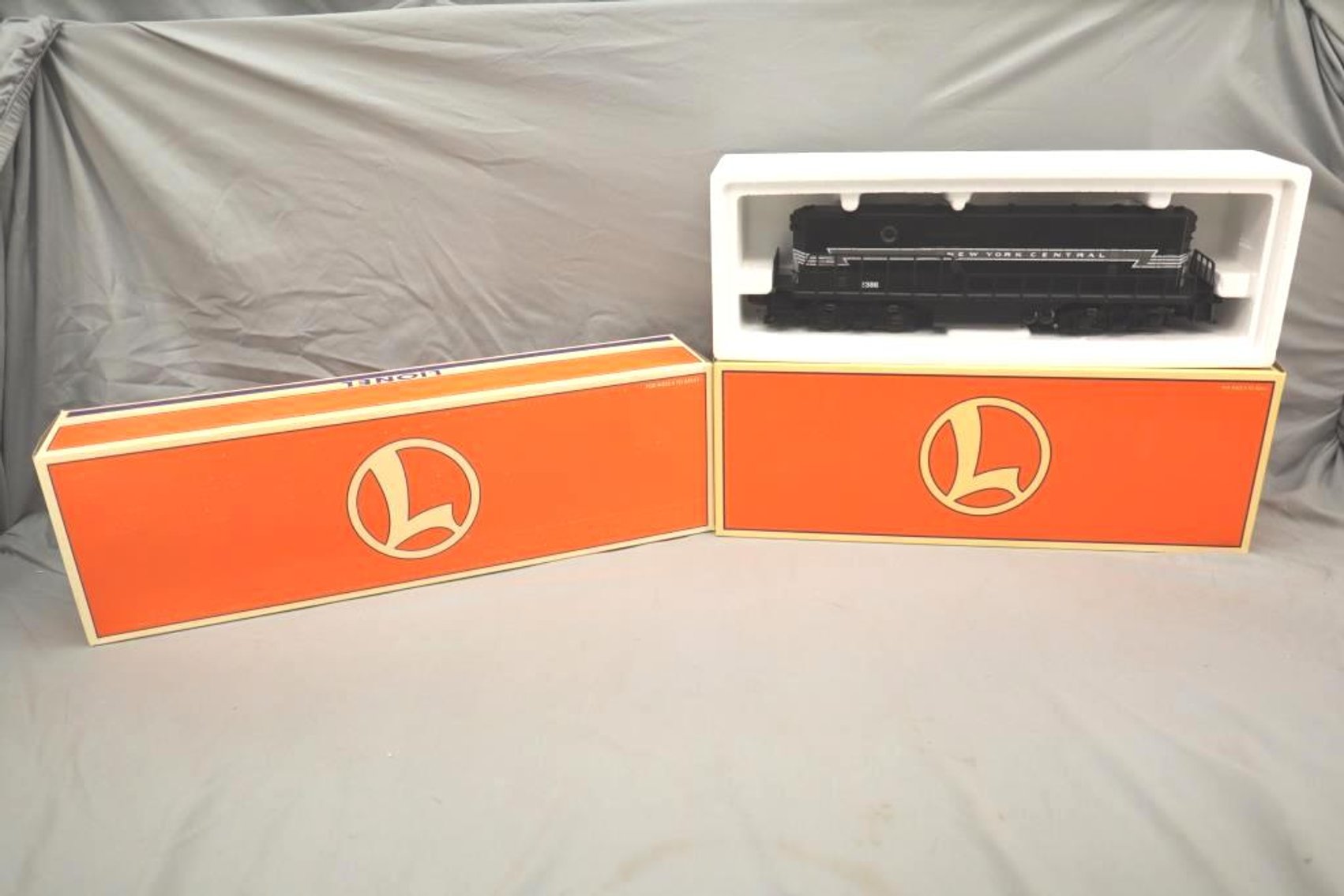 Image for January Train and RC Plane/Boat Auction