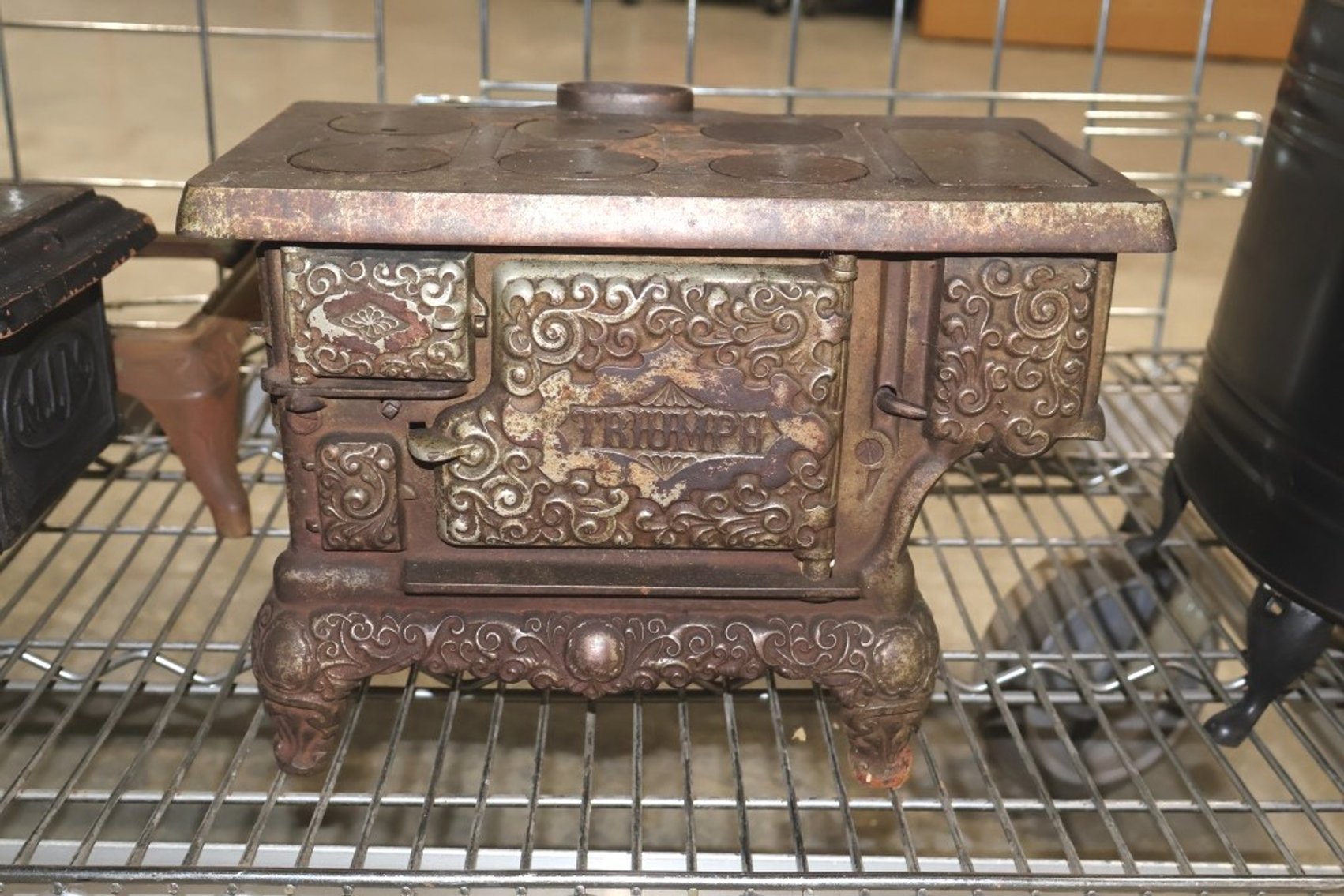 Image for Amazing Cast Iron Toy & Cast Iron Stove ONLINE ONLY Auction
