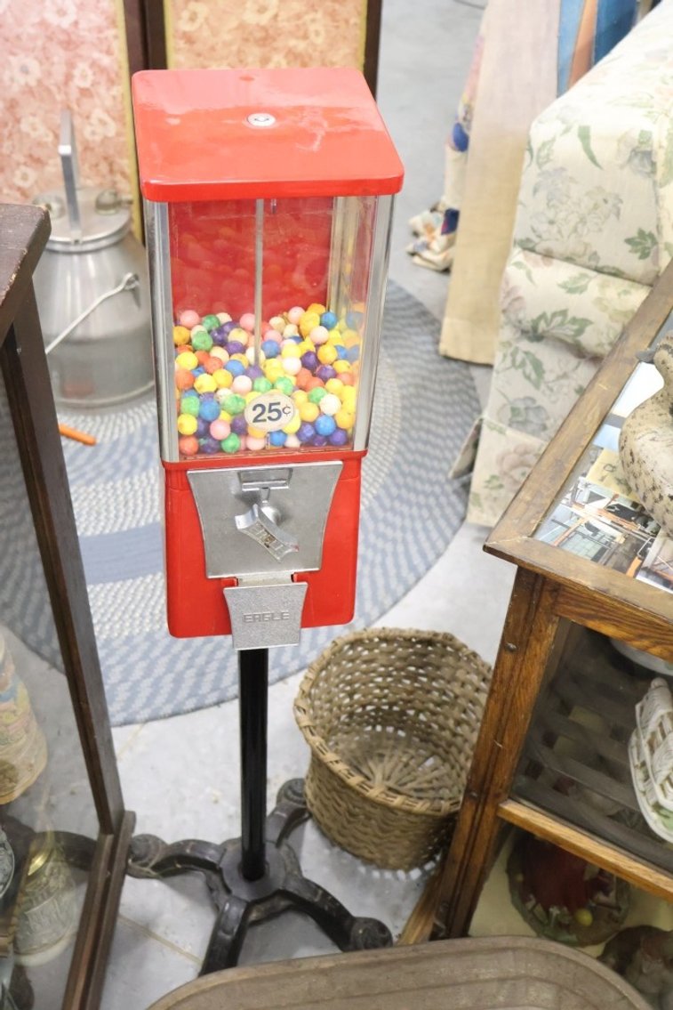 Image for The Ruehs Antique and Collectible Live Auction