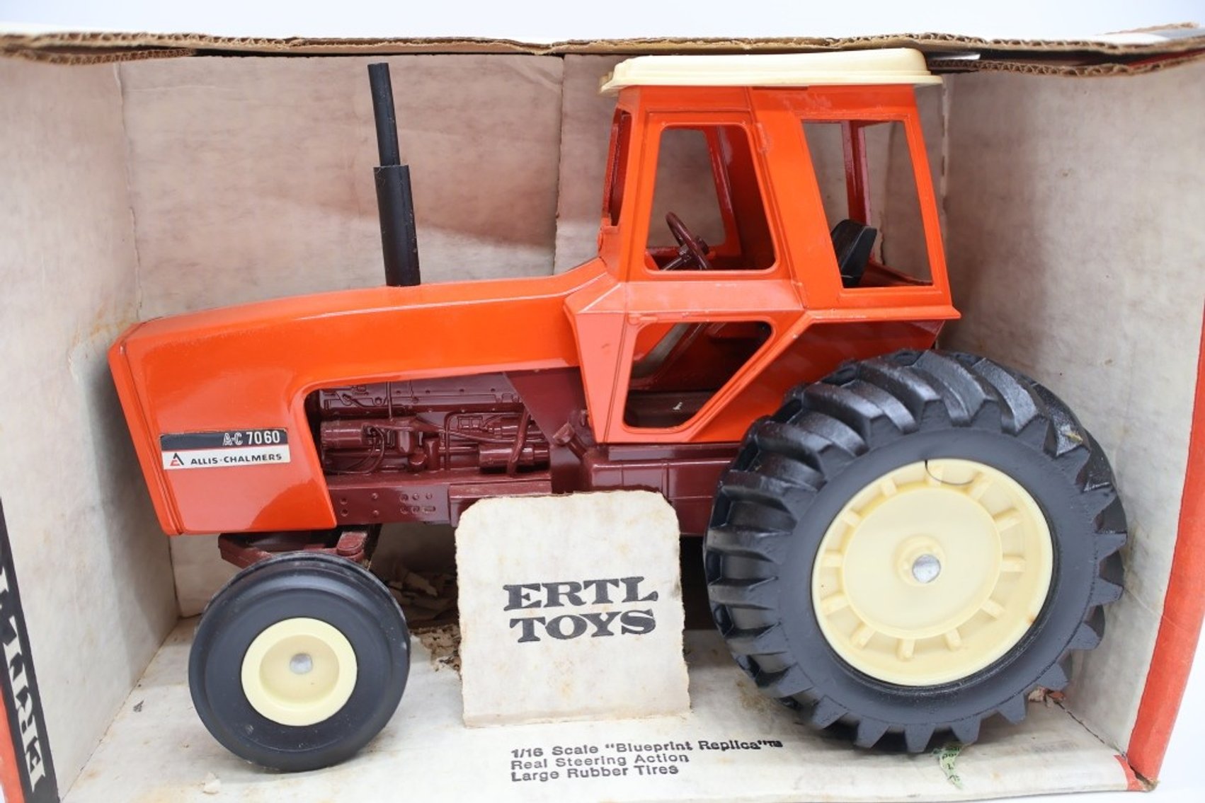 Image for January 2026 Farm Toy & Memorabilia Auction