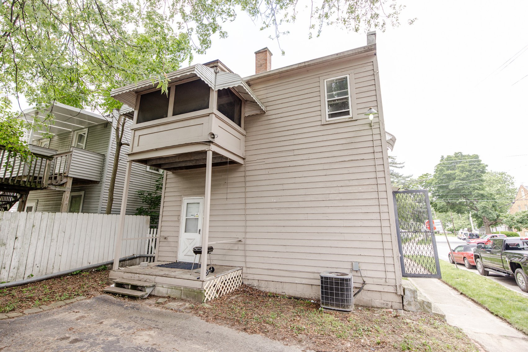 Image for MINIMUM BID AUCTION $39,000! 3522 Upton Ave