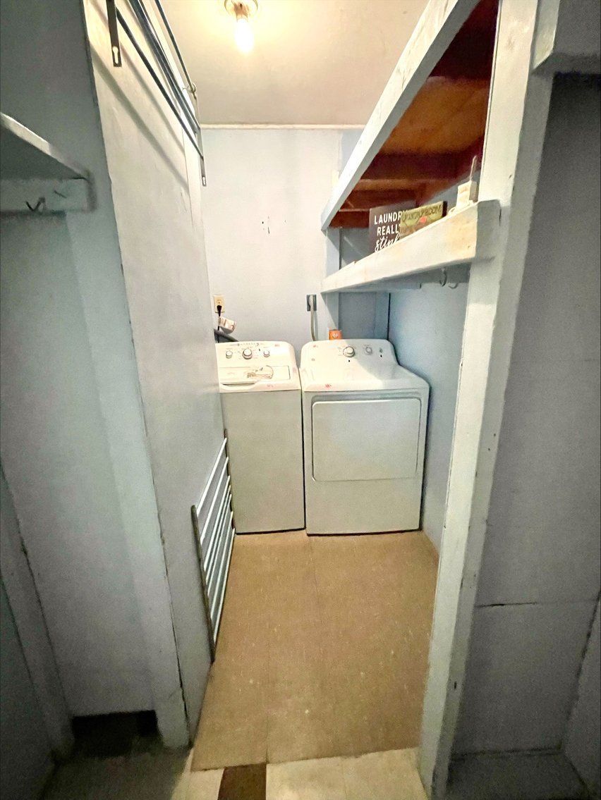 Image for MINIMUM BID AUCTION $99,000! 2127 Maryland Pl