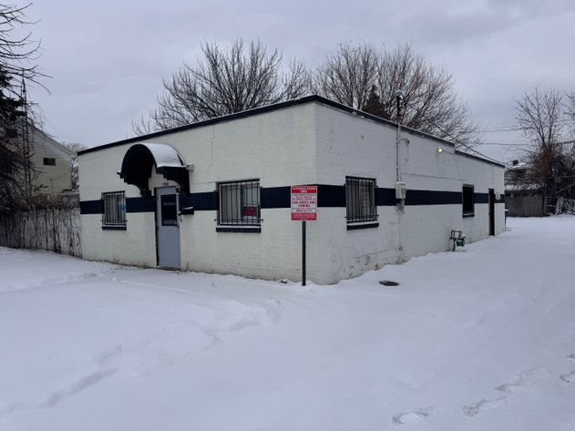 Image for MINIMUM BID AUCTION $33,000! 3558 Stickney Ave