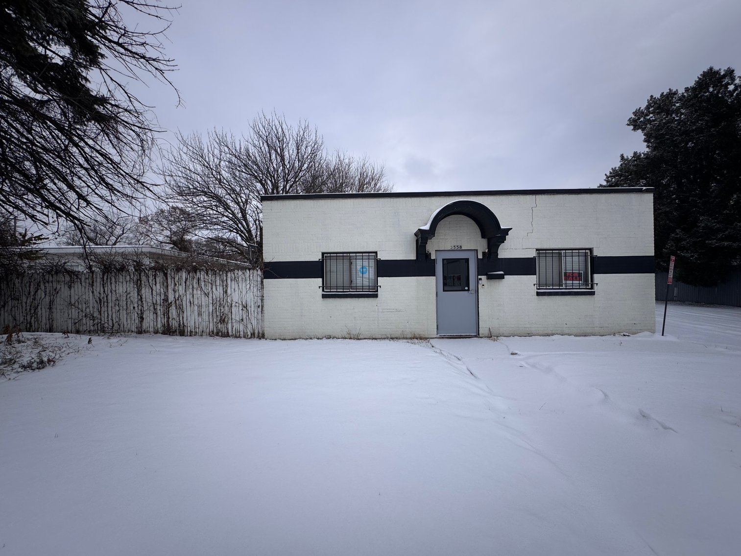 Image for MINIMUM BID AUCTION $33,000! 3558 Stickney Ave