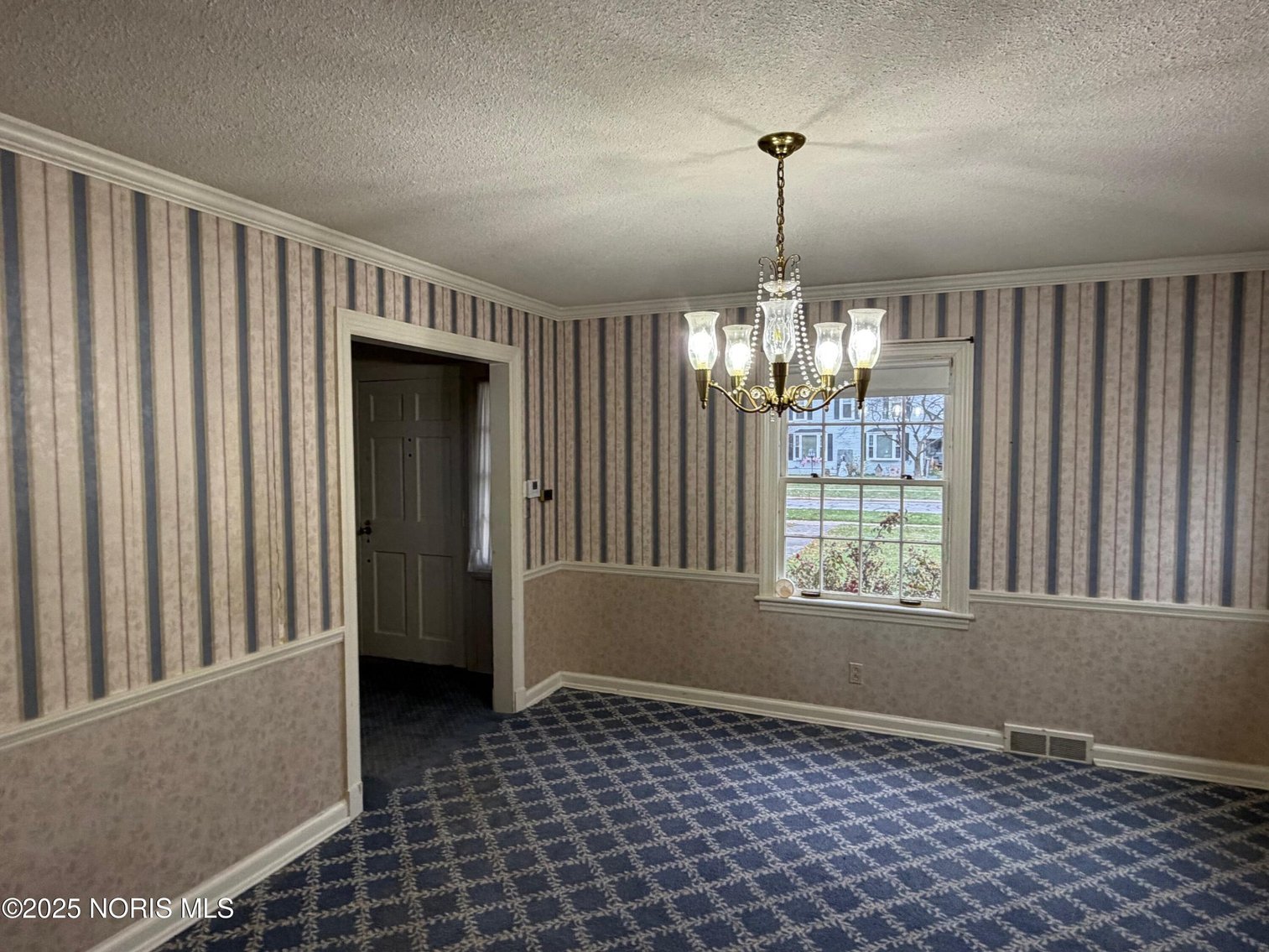 Image for MINIMUM BID AUCTION $90,000! 20310 Taylor St