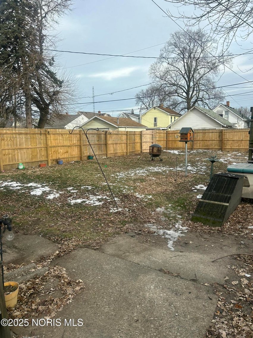 Image for MINIMUM BID AUCTION $40,000! 245 Plymouth St