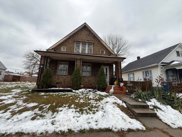 Image for MINIMUM BID AUCTION $40,000! 245 Plymouth St