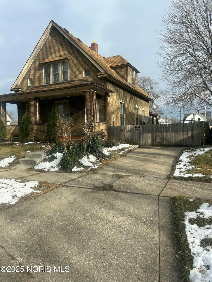 Image for MINIMUM BID AUCTION $40,000! 245 Plymouth St