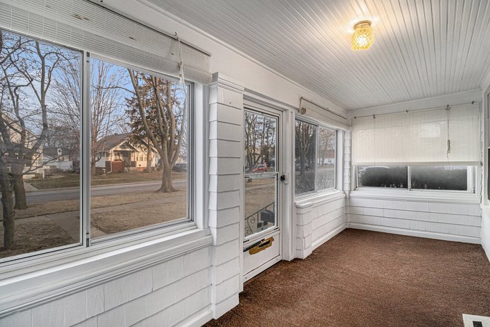 Image for MINIMUM BID AUCTION $125,000! 520 W John St