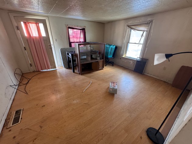 Image for MINIMUM BID AUCTION $25,000! 637 W Beecher St