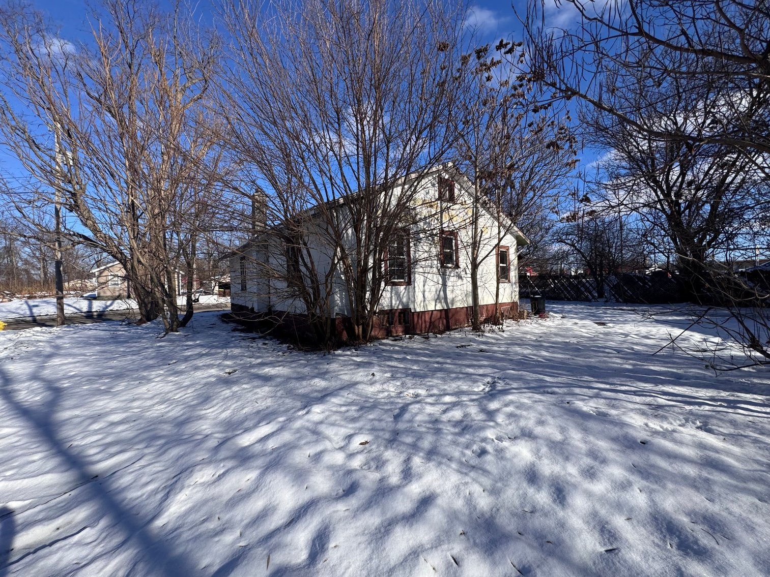 Image for MINIMUM BID AUCTION $25,000! 637 W Beecher St