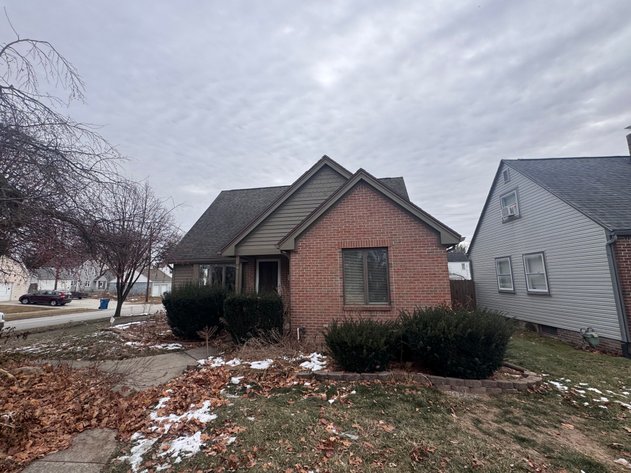 Image for MINIMUM BID AUCTION $169,000! 1703 Glenross Blvd