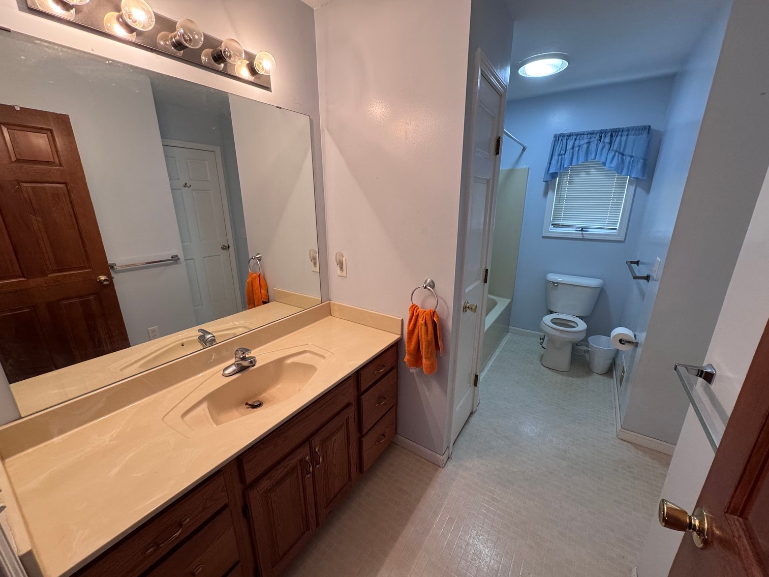 Image for MINIMUM BID AUCTION $169,000! 1703 Glenross Blvd