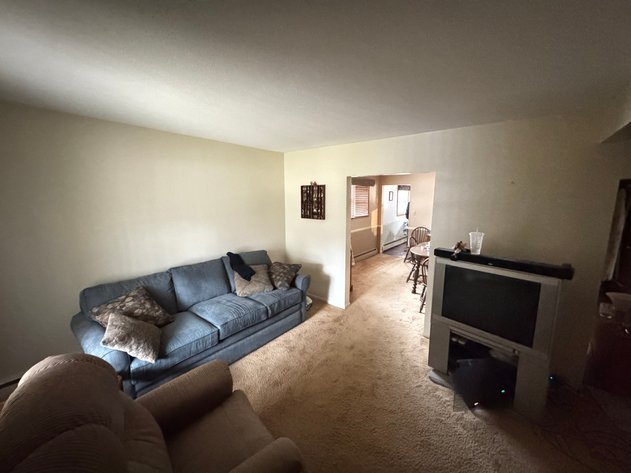 Image for MINIMUM BID AUCTION $69,000! 711 Sawyer Rd