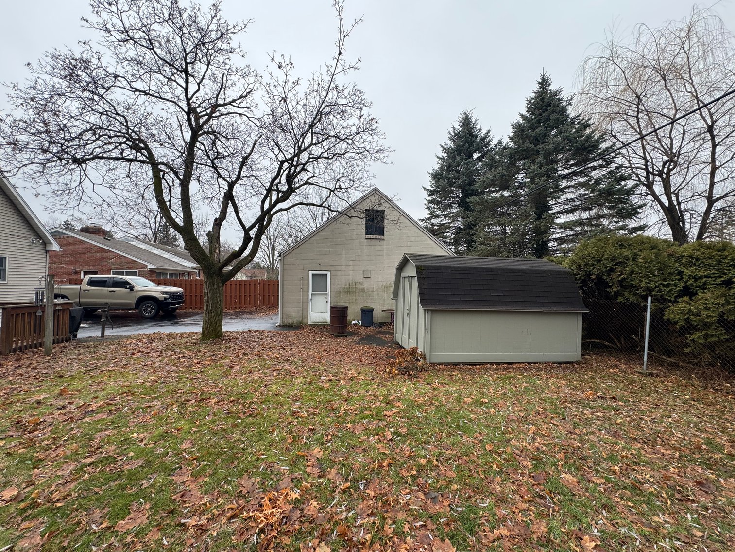 Image for MINIMUM BID AUCTION $69,000! 711 Sawyer Rd