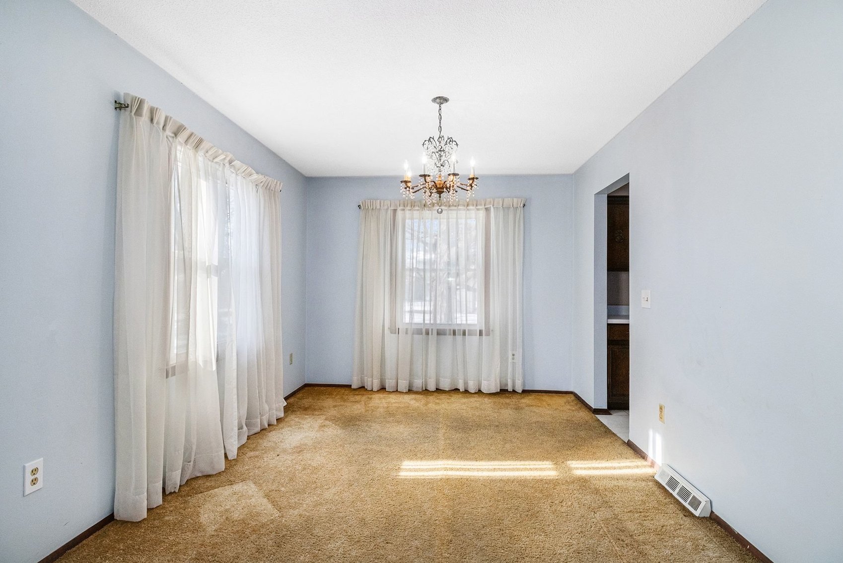 Image for MINIMUM BID AUCTION $150,000! 1236 Eastland Dr