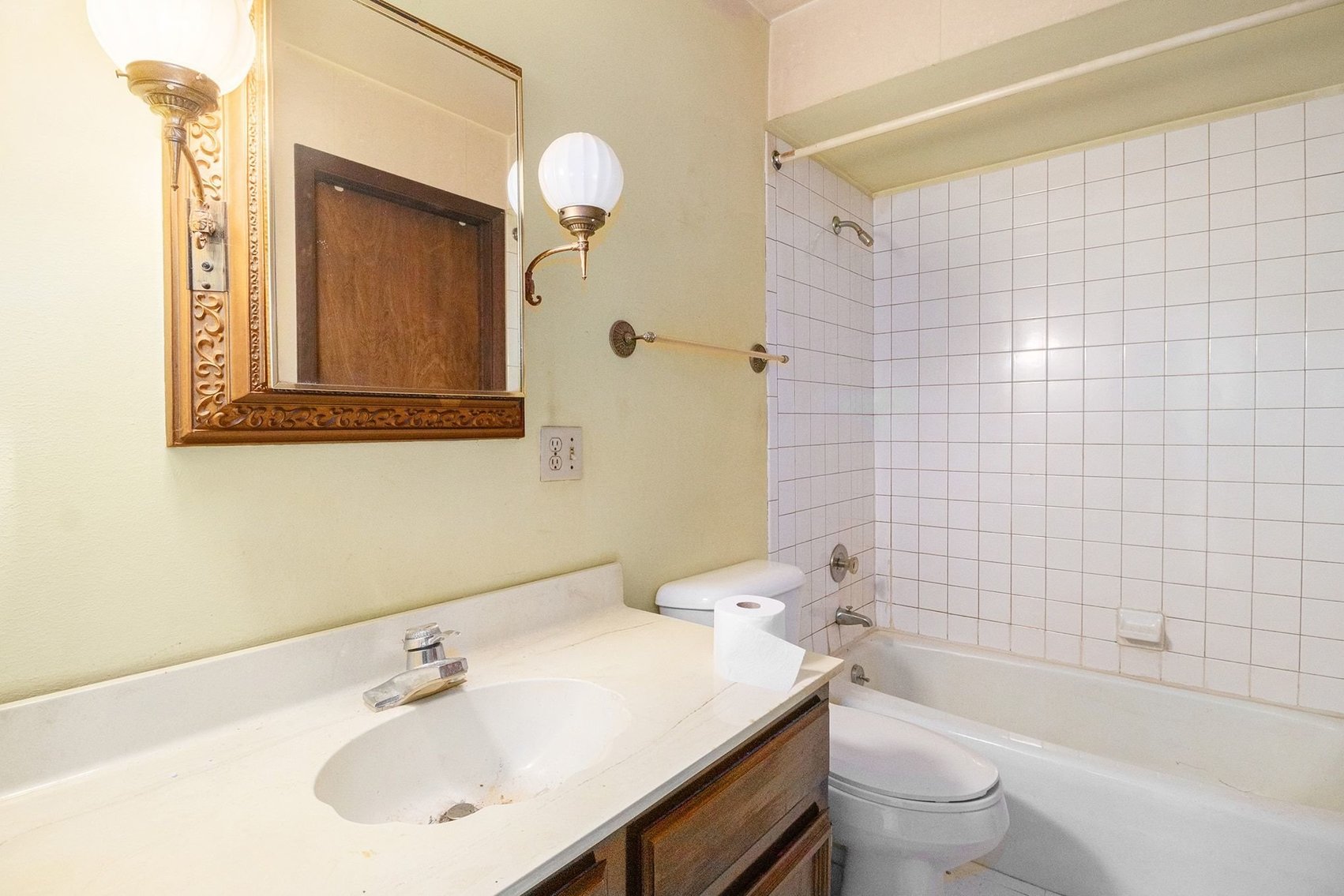 Image for MINIMUM BID AUCTION $150,000! 1236 Eastland Dr