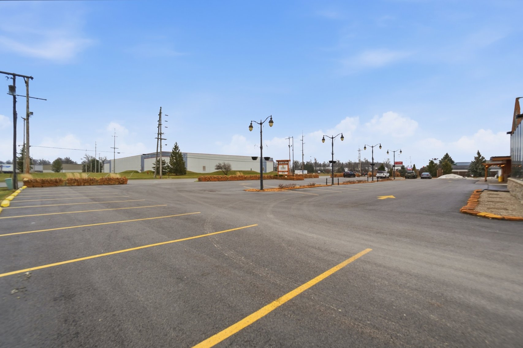 Image for TURN-KEY BUSINESS AUCTION! 2330 Bright Rd