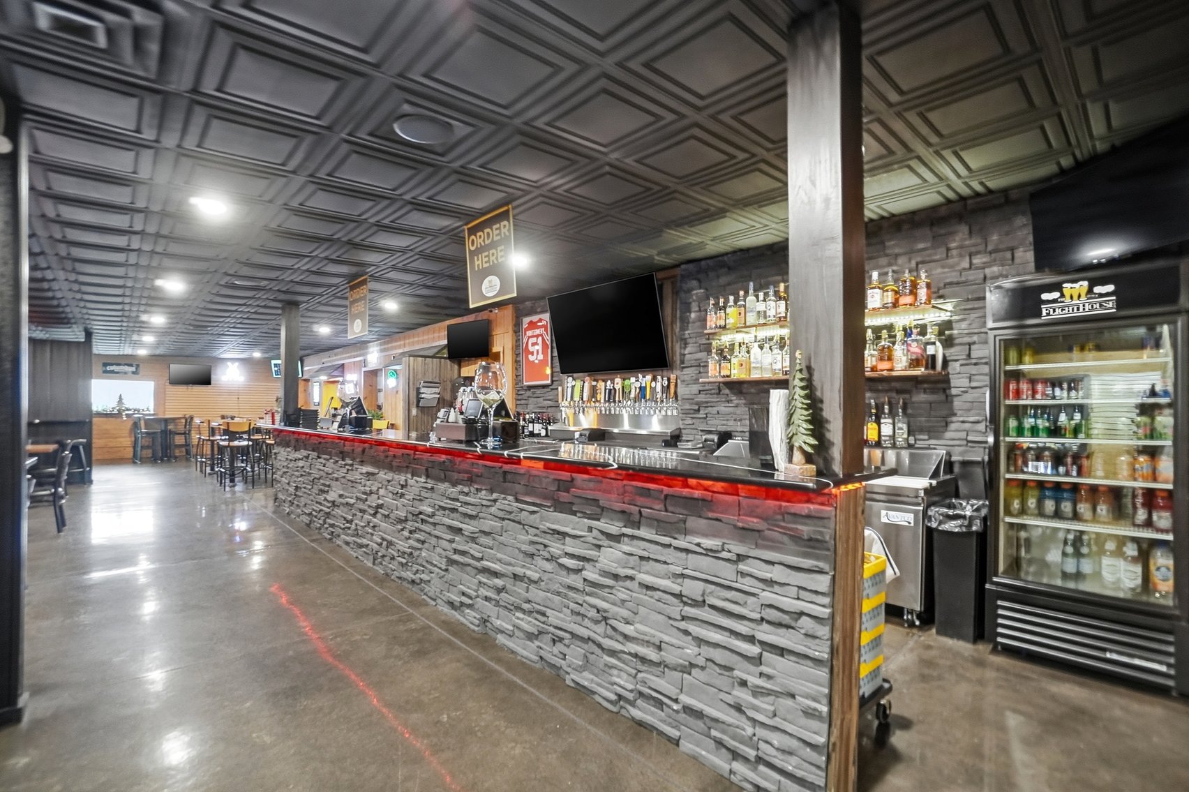 Image for TURN-KEY BUSINESS AUCTION! 2330 Bright Rd