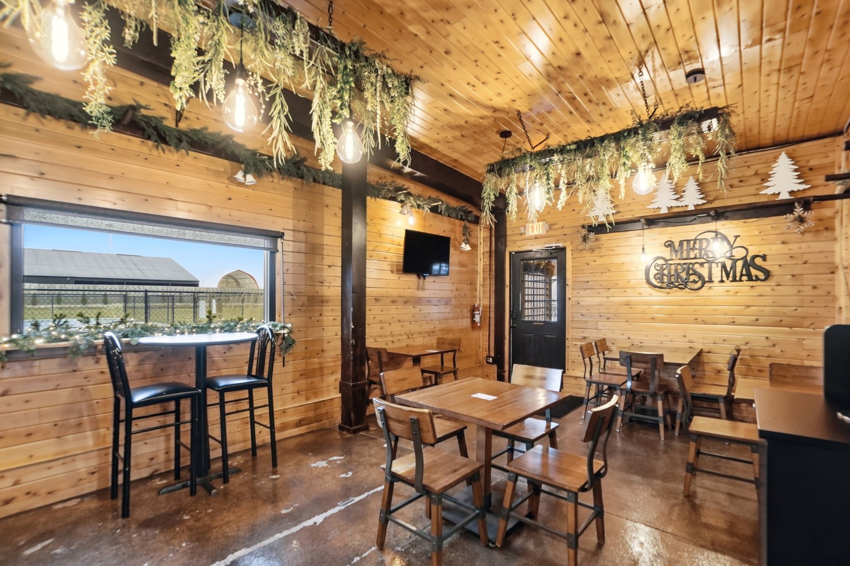 Image for TURN-KEY BUSINESS AUCTION! 2330 Bright Rd