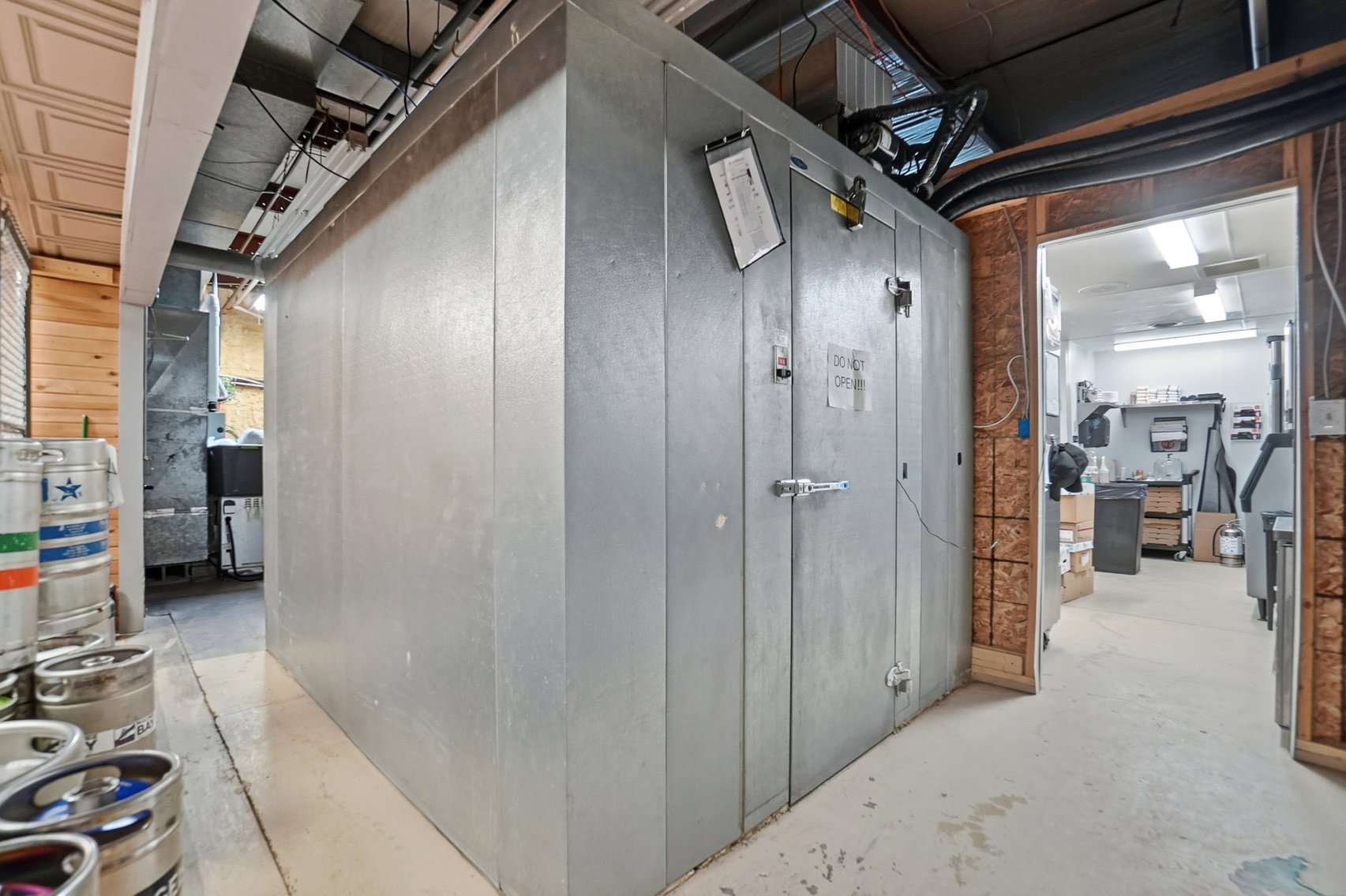 Image for TURN-KEY BUSINESS AUCTION! 2330 Bright Rd