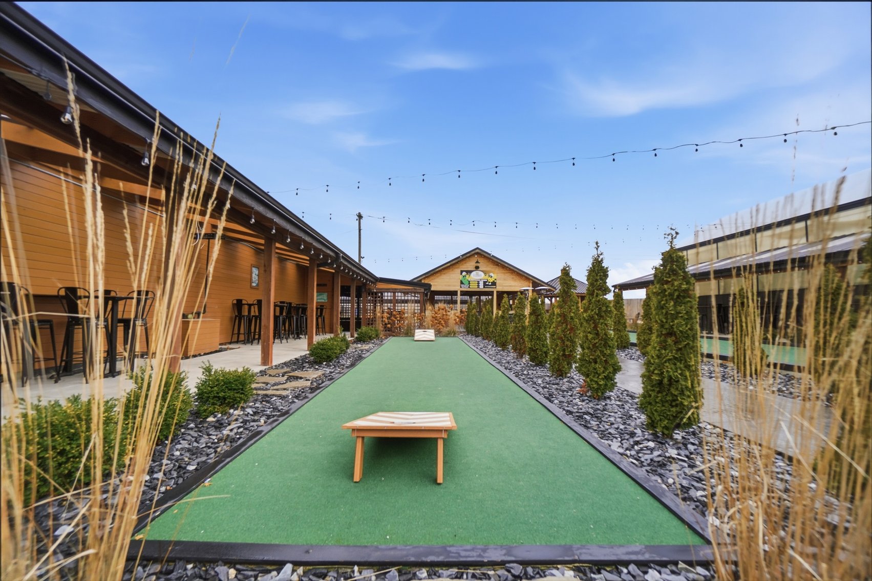 Image for TURN-KEY BUSINESS AUCTION! 2330 Bright Rd