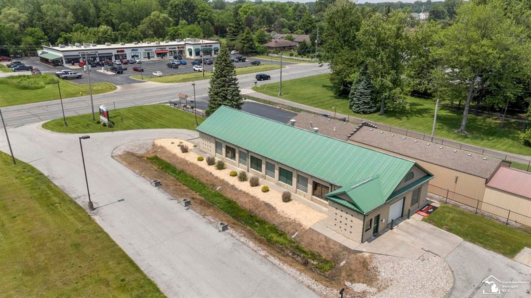 Image for MINIMUM BID AUCTION $325,000! 7300 Lewis Ave