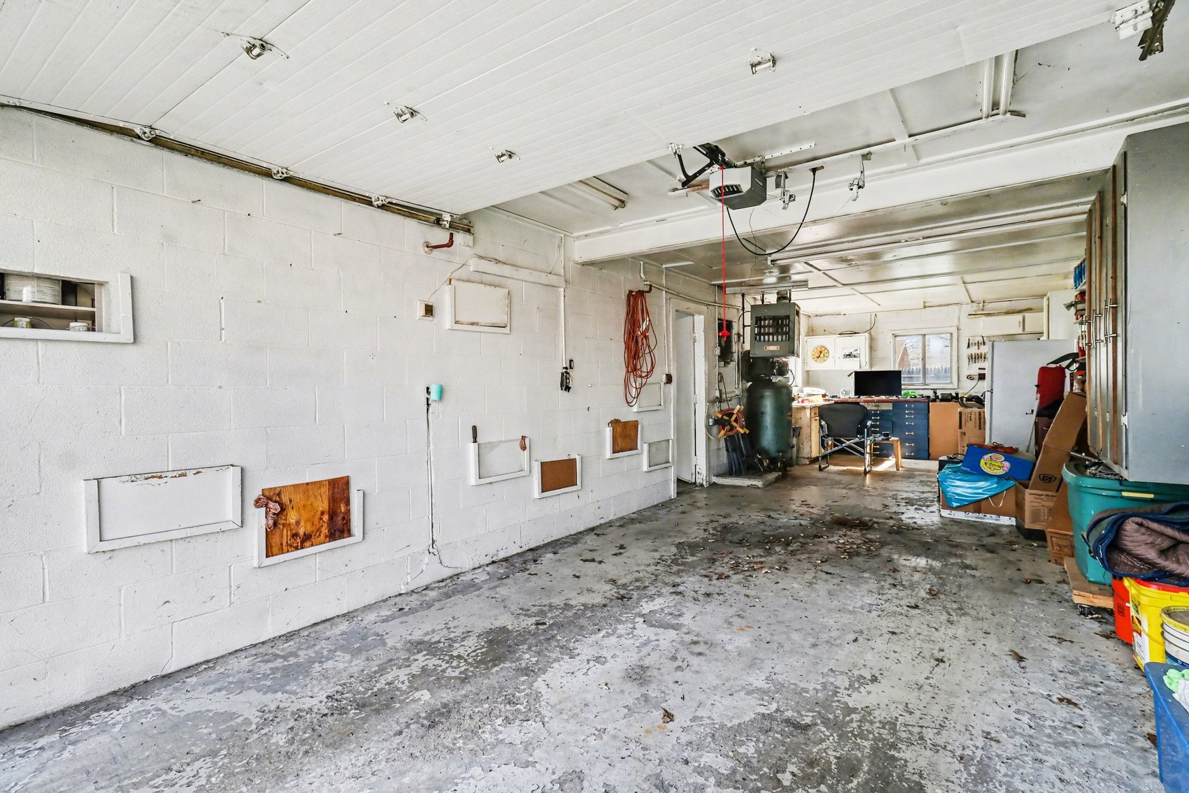 Image for MINIMUM BID AUCTION $225,000! 5930 N River Rd