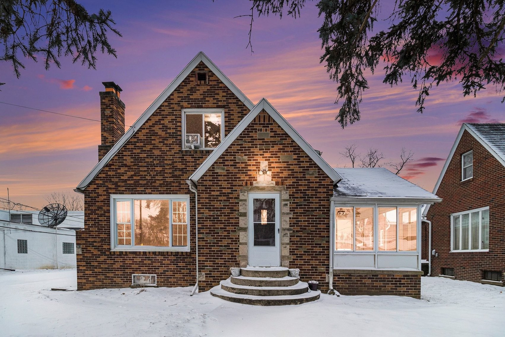 Image for MINIMUM BID AUCTION $150,000! 4705 W Bancroft St