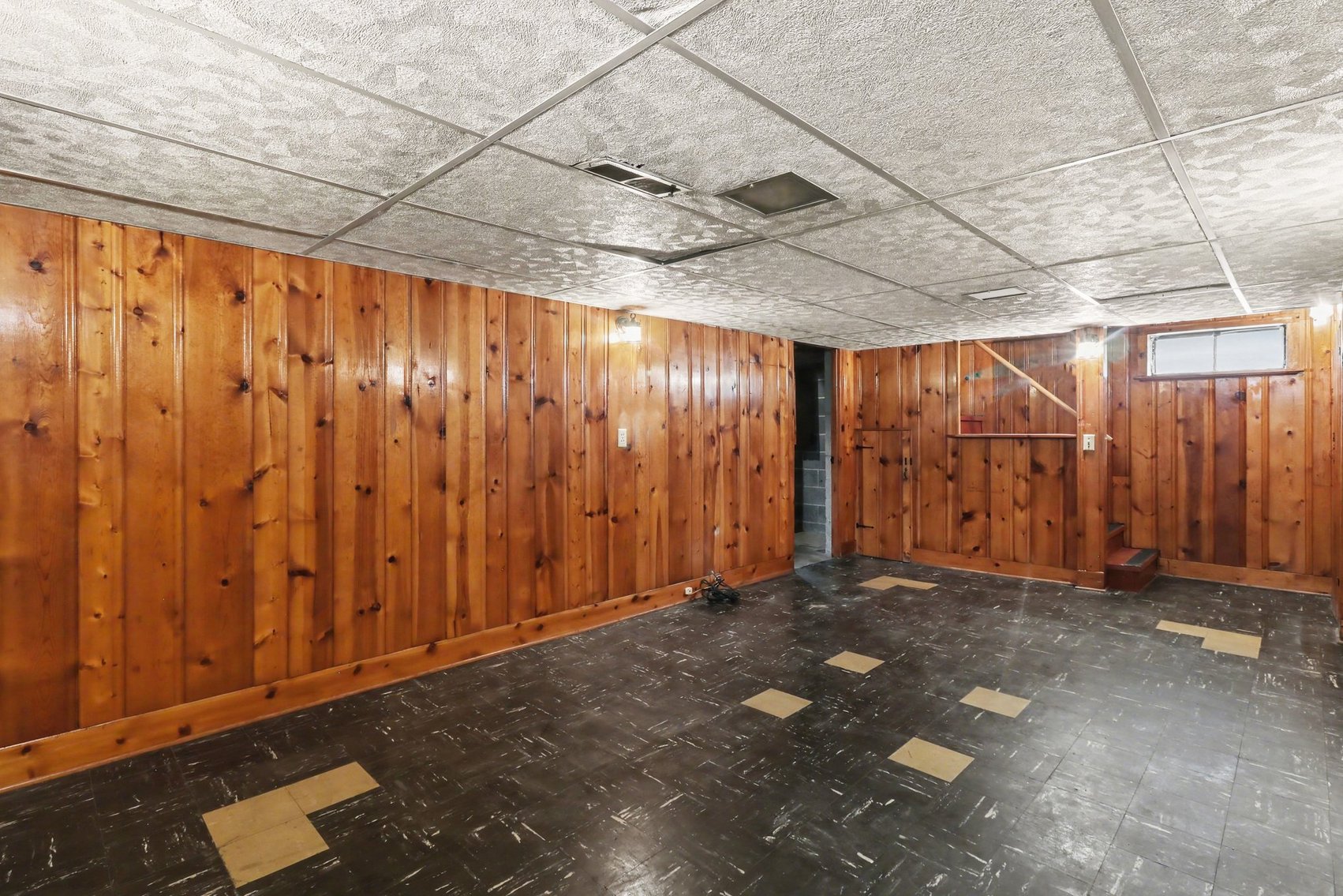 Image for MINIMUM BID AUCTION $99,000! 2647 Stamford Dr