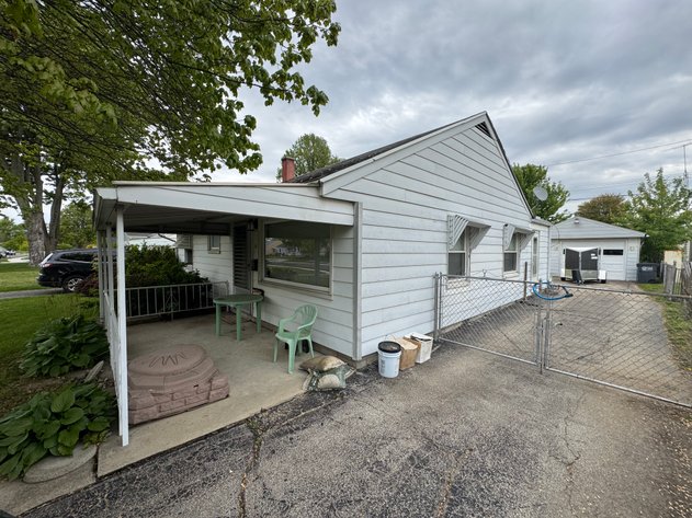 Image for MINIMUM BID AUCTION $49,000! 425 Southview Dr