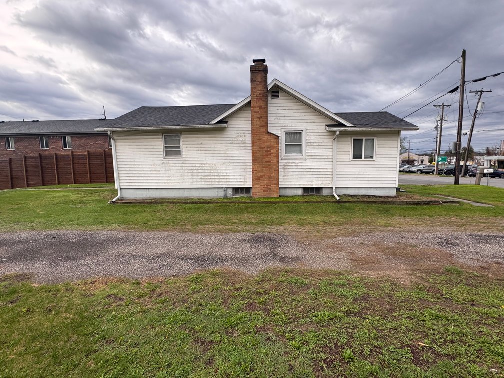 Image for MINIMUM BID AUCTION $49,000! 5622 Rudyard Rd