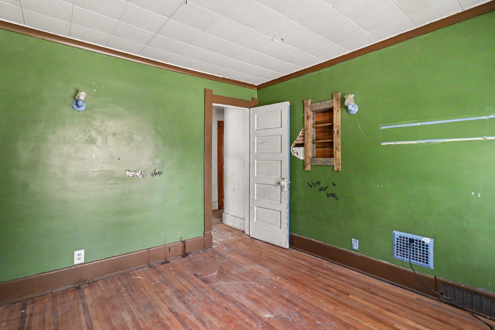 Image for ABSOLUTE AUCTION! 4114 Eastway St