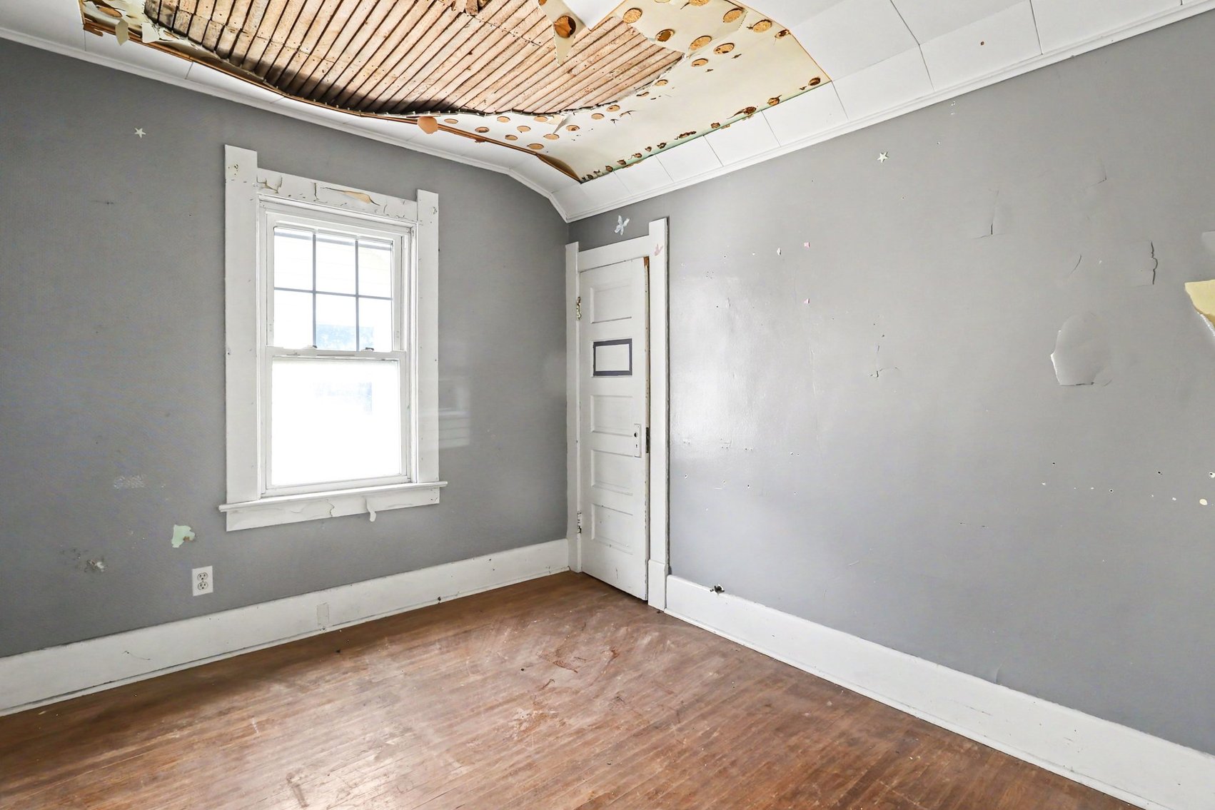 Image for ABSOLUTE AUCTION! 4114 Eastway St