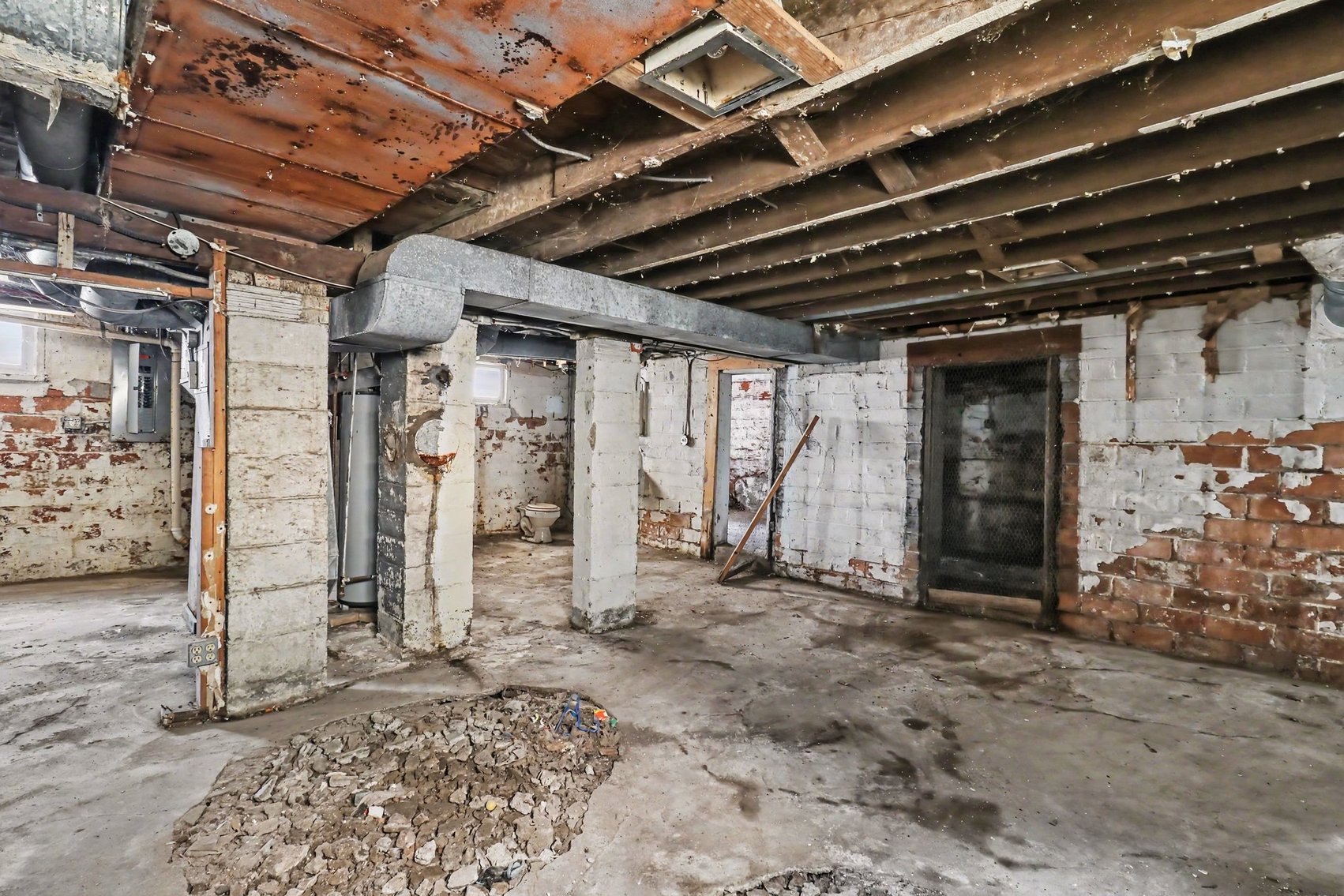 Image for ABSOLUTE AUCTION! 4114 Eastway St