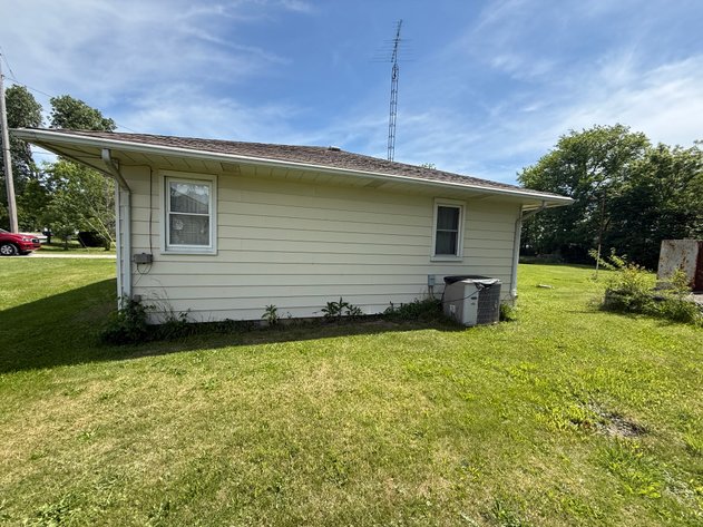 Image for MINIMUM BID AUCTION $100,000! 673 NOTTINGHAM DR