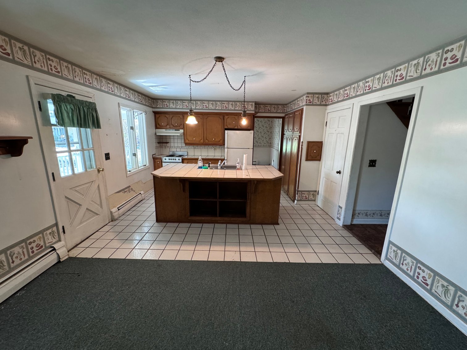 Image for MINIMUM BID AUCTION $99,000! 616 E Oak St