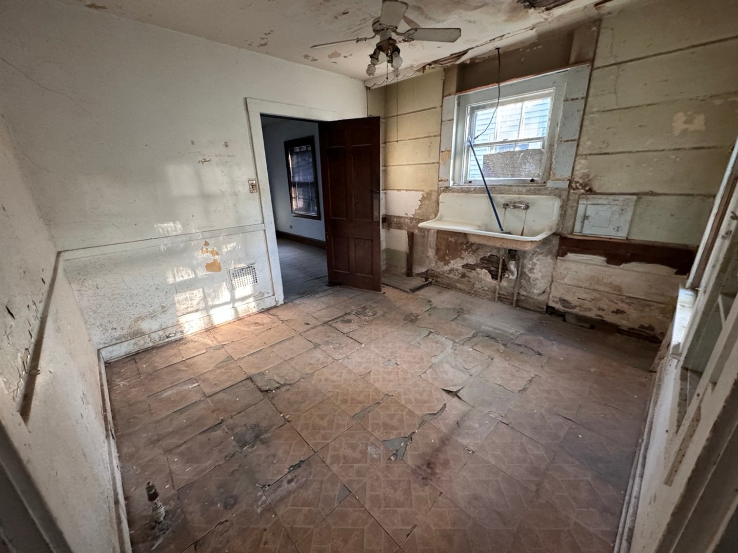 Image for SOLD PRIOR TO AUCTION! 2741 Northwood Ave