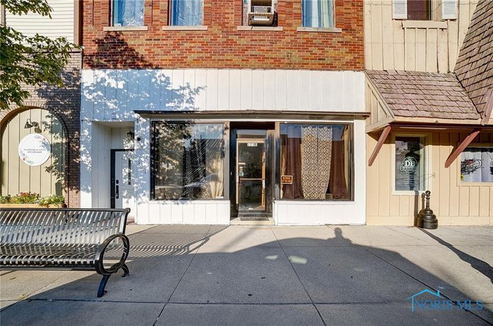 Image for MINIMUM BID AUCTION $99,000! 121 N Fulton St