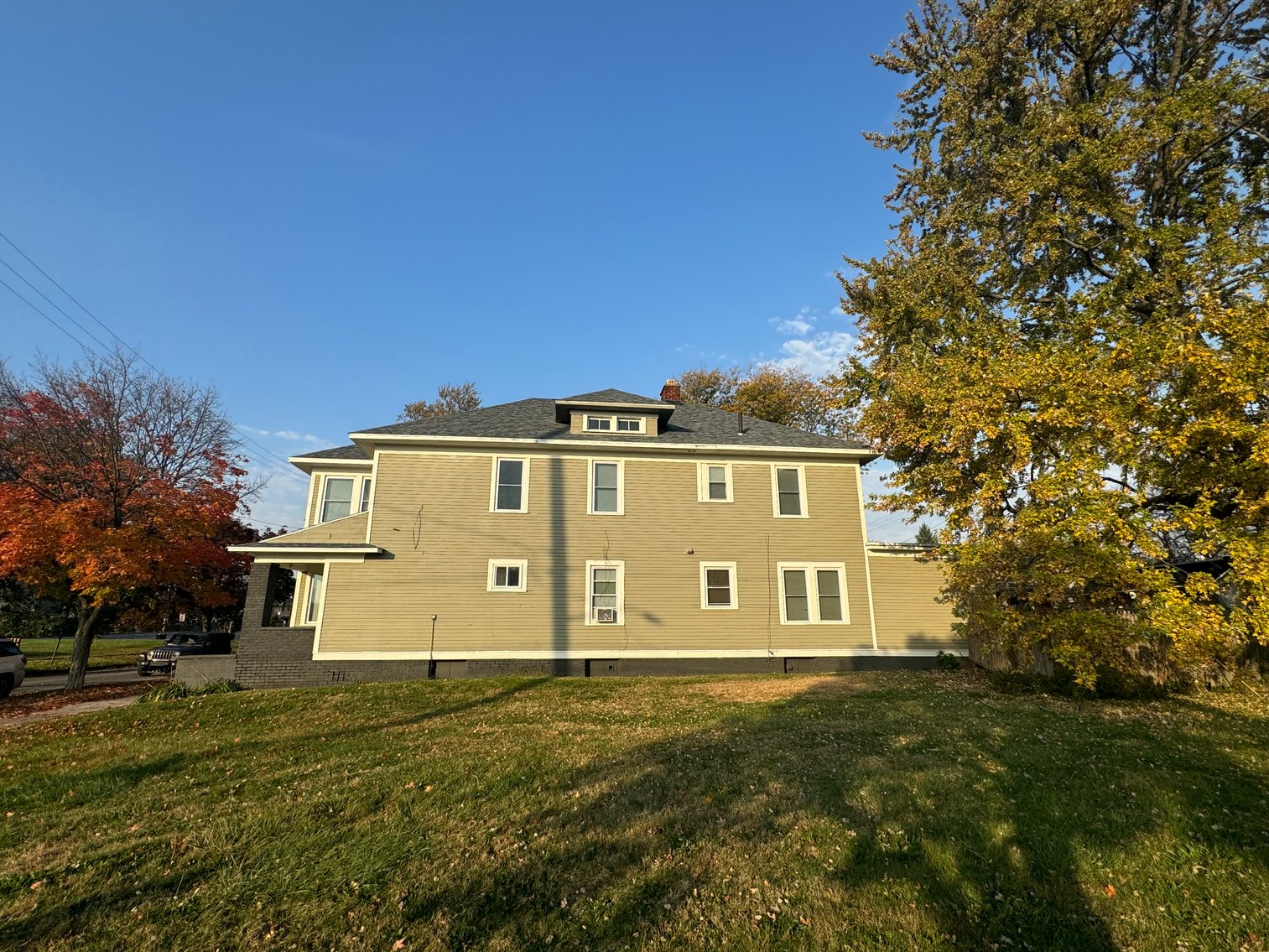 Image for MINIMUM BID AUCTION $249,000! 408 Floyd St